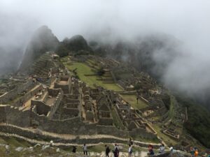 世界遺産のマチュピチュ 霧が晴れてクッキリ！